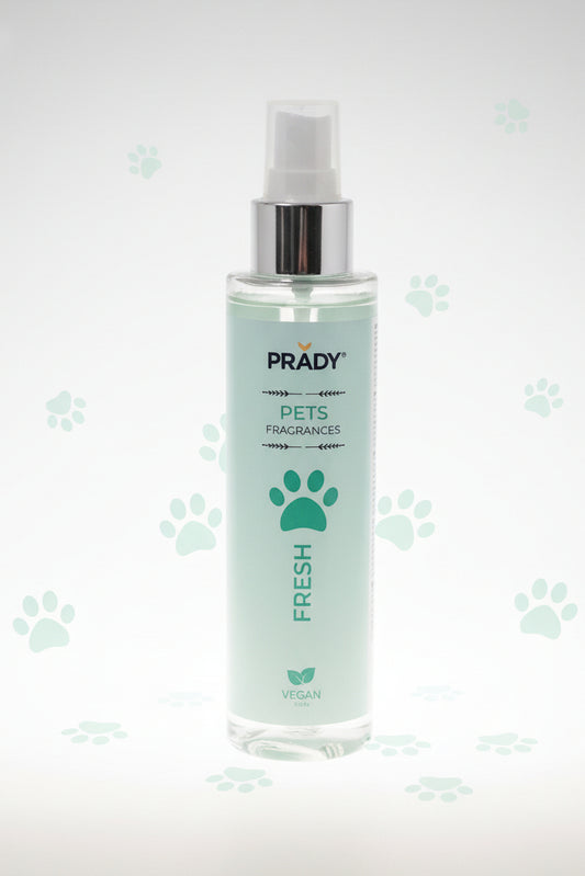 Parfum vegan pour animaux LunellaB FRESH Prady, flacon de 150ml avec spray, conçu pour parfumer en douceur.