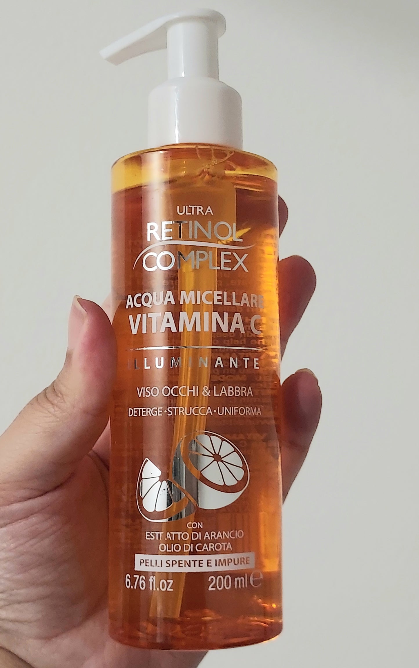 Eau micellaire illuminante vitamine C et huile de carotte